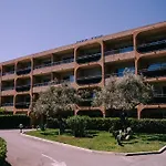 Eden Azur - Hoteliere