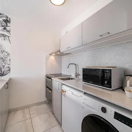 Eden Azur - Hoteliere Apartmanhotel Golfe-Juan