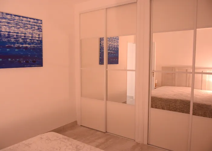 Eden Azur - Hoteliere 아파트호텔 골페주앙