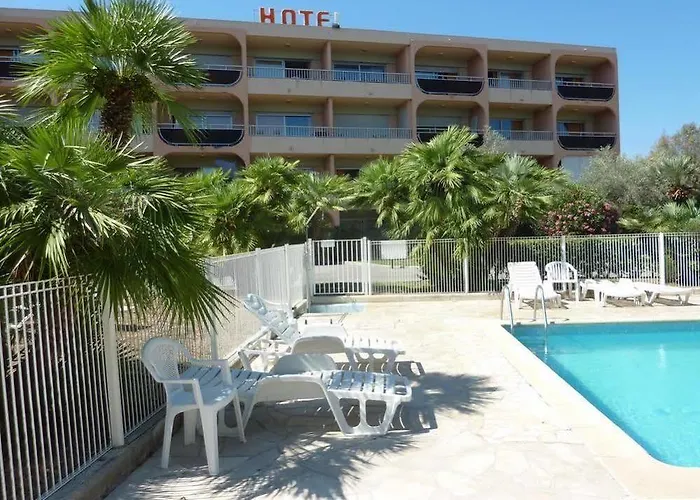 Eden Azur - Hoteliere