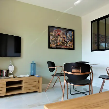 Appart hôtel Eden Azur - Hoteliere 2*
