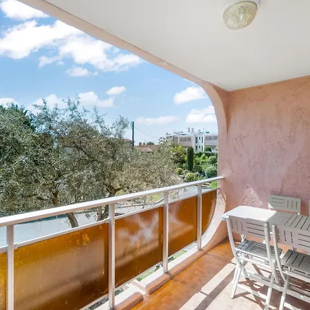 Appart hôtel Eden Azur - Hoteliere
