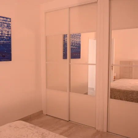 Eden Azur - Hoteliere Hotel apartamentowy Golfe-Juan