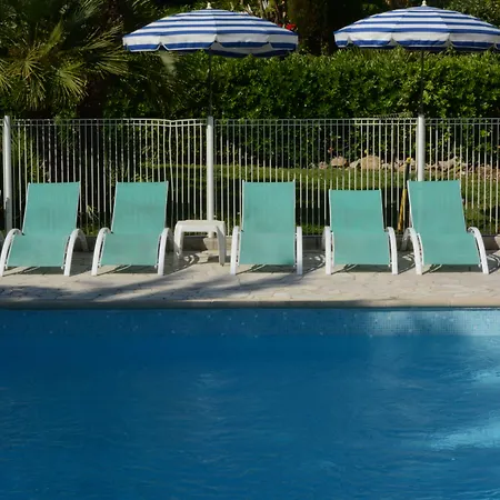 Eden Azur - Hoteliere Aparthotel 4*