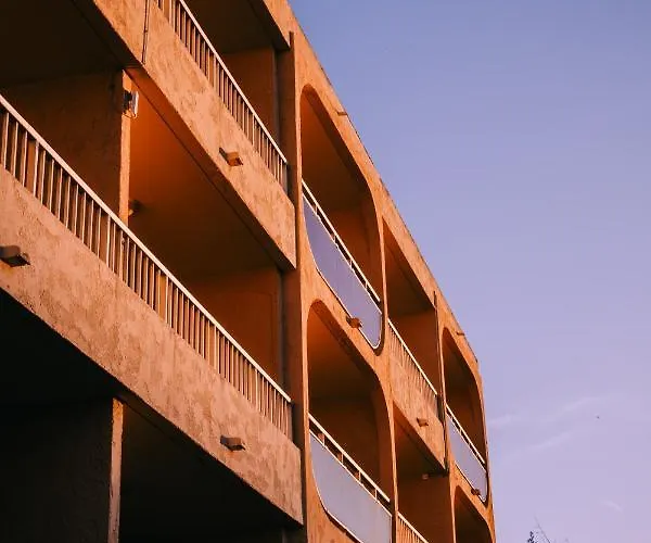 Eden Azur - Résidence Hôtelière Golfe Juan