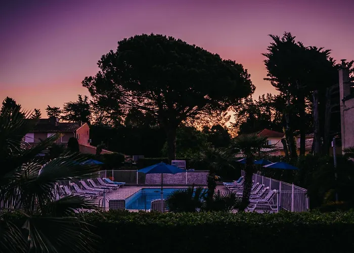 Eden Azur - Hoteliere 4* גולף-ז'ואן