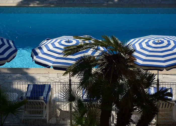 Eden Azur - Hoteliere 4* Golfe-Juan