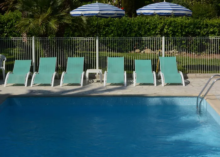 Eden Azur - Hoteliere Aparthotel 4*